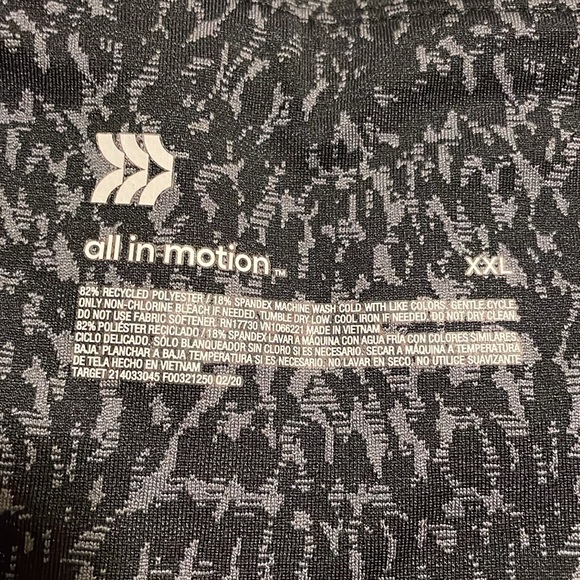 Women’s size XXL all in motion gray and black leggings - Picture 6 of 8
